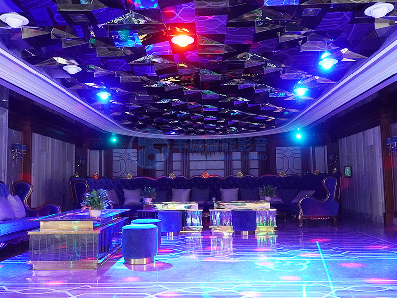 家庭卡拉OK 家庭卡拉OK